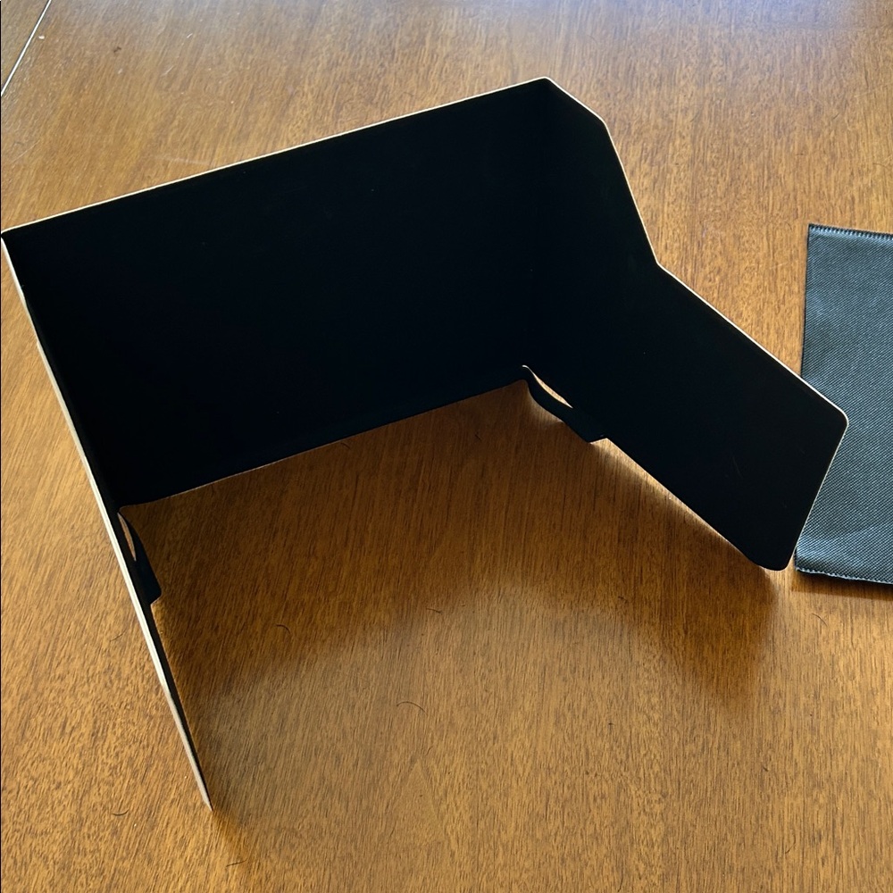 Philbert Tablet Accessory - Picture 4 of 5
